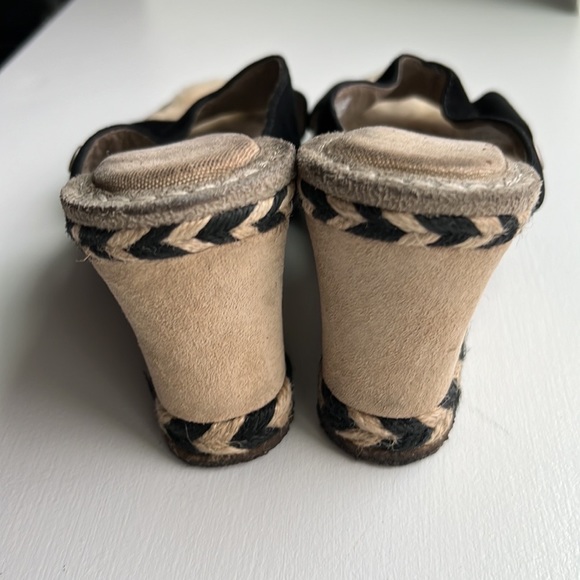 Ugg Margot Leather Shearling Wedge Sandal - Picture 6 of 7